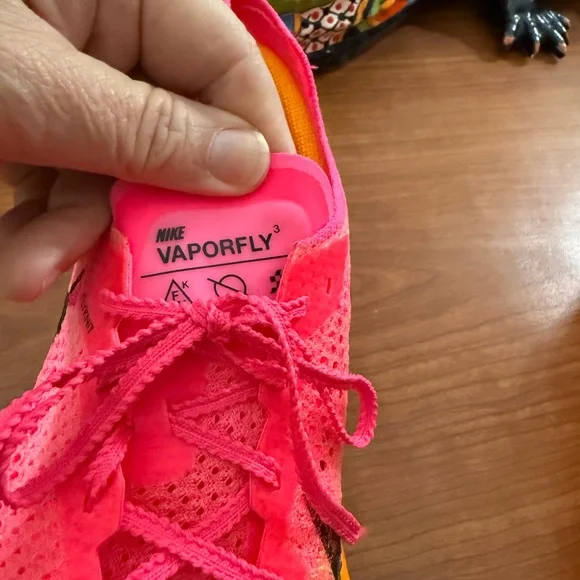 Nike ZoomX VaporFly Next%3 - Picture 8 of 8